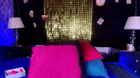 Snapshot of shelsy_loreds chatting on September 18, 2025, 11:56 am Shelsy online show from September 18, 2025, 11:56 am