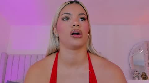 Snapshot of shelynna_azzul chatting on February 3, 2026, 7:41 pm shelynna_azzul online show from February 3, 2026, 7:41 pm