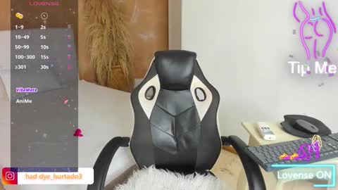 Snapshot of shenielxxx chatting on February 17, 2026, 1:40 pm shenielxxx online show from February 17, 2026, 1:40 pm