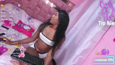 Snapshot of shenielxxx chatting on May 20, 2026, 5:57 am shenielxxx online show from May 20, 2026, 5:57 am