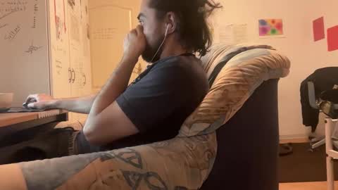 shenjungle1 online show from February 27, 2026, 7:47 pm