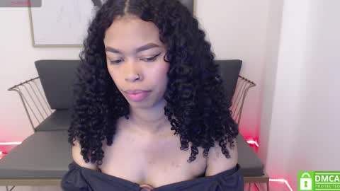 Snapshot of shenna_brunette_ chatting on February 16, 2025, 1:05 pm Shenna online show from February 16, 2025, 1:05 pm