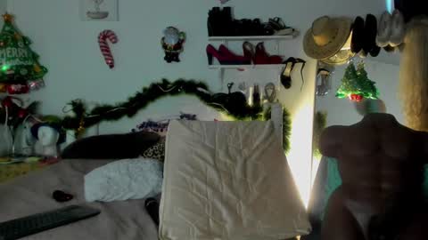 Snapshot of sherahade chatting on December 18, 2024, 10:02 pm shera hade online show from December 18, 2024, 10:02 pm