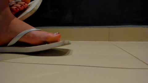 Snapshot of sherilkwang_ chatting on December 21, 2024, 10:28 am .. Sherilk .. online show from December 21, 2024, 10:28 am