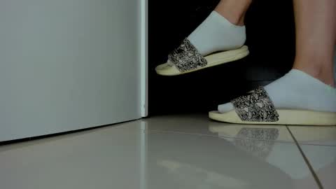 Snapshot of sherilkwang_ chatting on October 7, 2025, 12:08 am .. Sherilk .. online show from October 7, 2025, 12:08 am