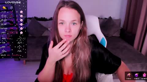 Snapshot of sherill_brill chatting on December 3, 2024, 7:32 am Sheril online show from December 3, 2024, 7:32 am