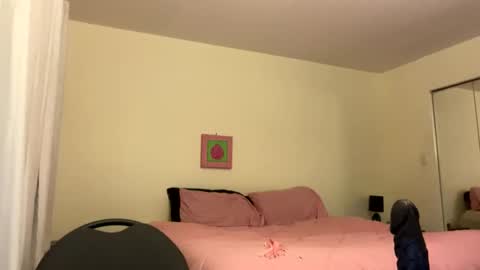 Snapshot of sherrisqs00 chatting on February 15, 2026, 2:08 am sherrisqs00 online show from February 15, 2026, 2:08 am