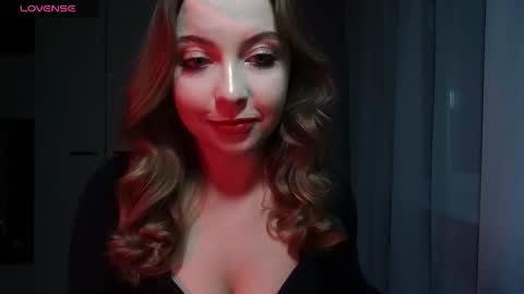 Sherry online show from November 13, 2025, 5:45 pm