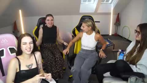 Snapshot of sheryl_elegance chatting on September 24, 2025, 10:18 am Sheryl online show from September 24, 2025, 10:18 am