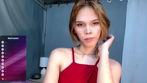 Snapshot of shes_notme chatting on November 19, 2025, 2:33 am Lana But you can spell it backwards online show from November 19, 2025, 2:33 am