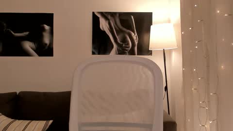 shesleepsnaked online show from March 10, 2026, 4:56 pm