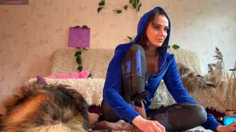 Vanessa online show from May 21, 2026, 4:03 pm