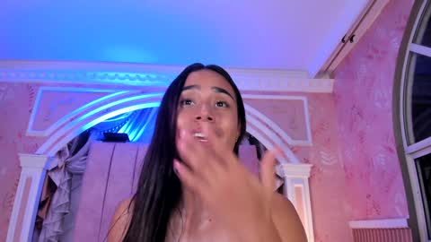 Snapshot of sheyla_sweet19 chatting on January 12, 2025, 4:52 am Sheyla online show from January 12, 2025, 4:52 am