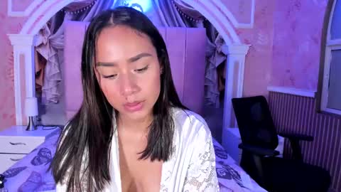 Snapshot of sheyla_sweet19 chatting on February 22, 2025, 5:24 pm Sheyla online show from February 22, 2025, 5:24 pm