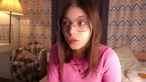 Iris online show from September 19, 2025, 11:11 am