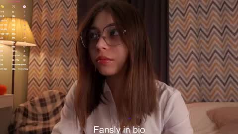 Snapshot of shickshackshock chatting on November 7, 2025, 12:05 pm Iris online show from November 7, 2025, 12:05 pm