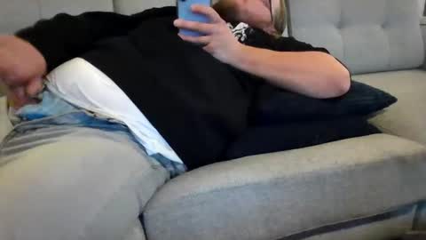 Snapshot of shifty885 chatting on October 28, 2025, 12:58 am shifty885 online show from October 28, 2025, 12:58 am