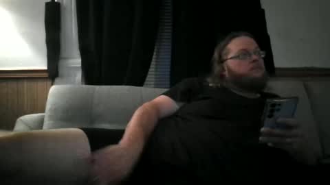 Snapshot of shifty885 chatting on November 17, 2025, 11:32 pm shifty885 online show from November 17, 2025, 11:32 pm