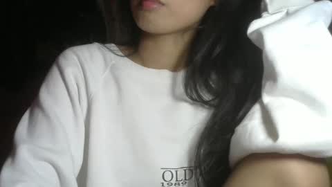 shimmering_kate online show from December 9, 2024, 4:05 pm