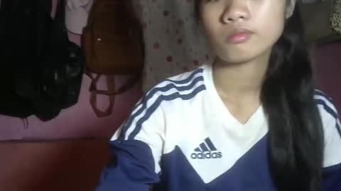 shimmering_kate online show from December 16, 2024, 2:04 am