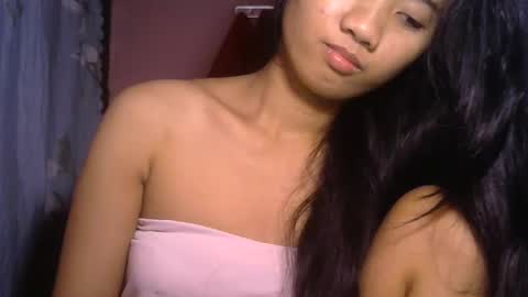 shimmering_kate online show from January 25, 2025, 9:35 pm