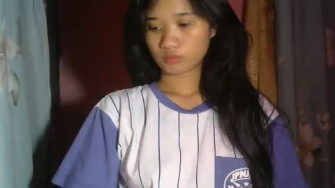 shimmering_kate online show from February 5, 2025, 2:51 am