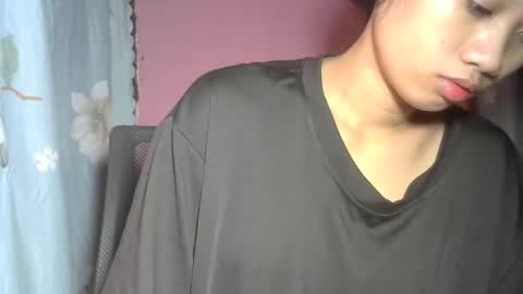 shimmering_kate online show from February 11, 2025, 11:44 pm