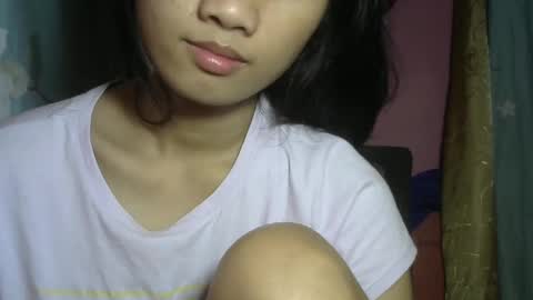 shimmering_kate online show from February 17, 2025, 2:53 am