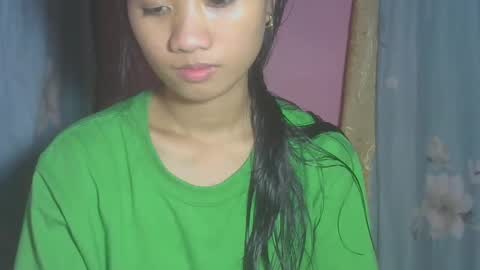 shimmering_kate online show from March 6, 2025, 12:00 am