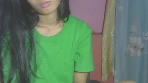 shimmering_kate online show from March 6, 2025, 3:02 am