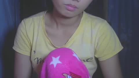 shimmering_kate online show from March 10, 2025, 1:32 pm