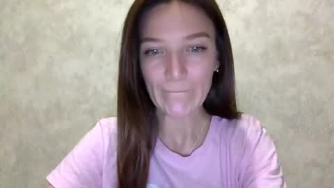 Jesica online show from June 15, 2026, 8:22 pm