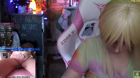 Snapshot of shirayuki_hime chatting on December 22, 2024, 7:10 pm Im Lilu Rosenblum Guys I have ----Ill be glad to see you there online show from December 22, 2024, 7:10 pm