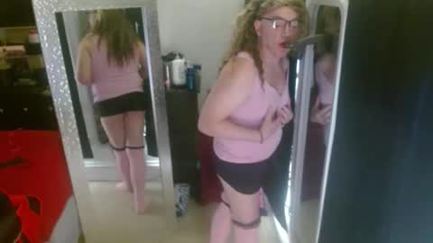 Snapshot of shirleyjo chatting on March 24, 2026, 7:41 pm sarah online show from March 24, 2026, 7:41 pm