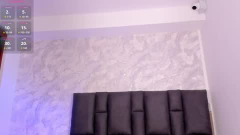 YENI  online show from June 4, 2026, 2:50 am