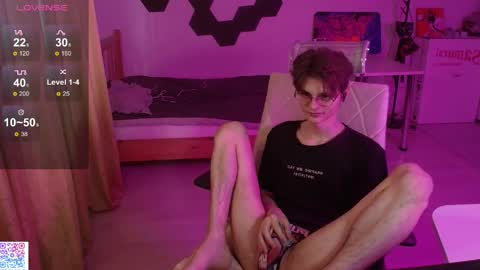 shiromy_ online show from May 28, 2026, 3:26 am