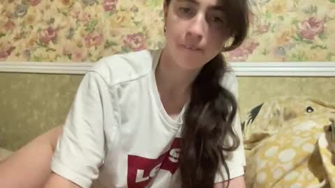 Snapshot of shizukuhunter chatting on November 8, 2025, 6:07 pm shizukuhunter online show from November 8, 2025, 6:07 pm