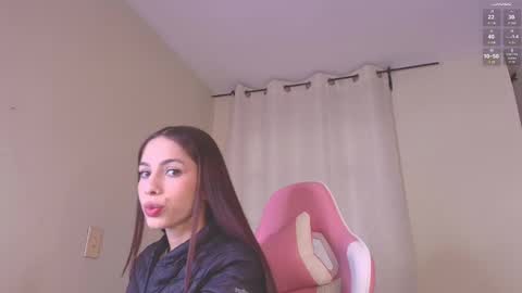  kendal  online show from December 22, 2025, 2:47 pm