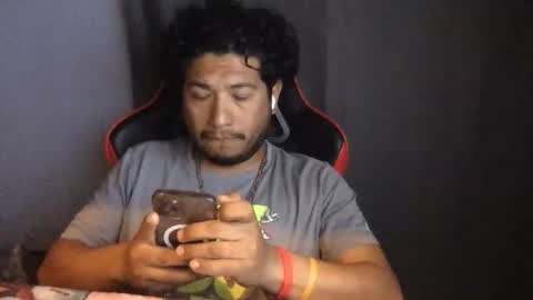 Snapshot of shmario chatting on March 1, 2026, 7:16 pm shmario online show from March 1, 2026, 7:16 pm