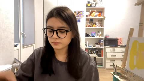 Snapshot of shontagrabowski chatting on April 8, 2026, 1:55 pm Marie online show from April 8, 2026, 1:55 pm