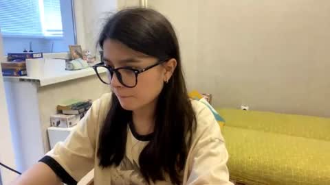 Snapshot of shontagrabowski chatting on June 26, 2026, 2:21 pm Marie online show from June 26, 2026, 2:21 pm