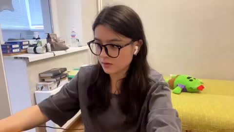 Snapshot of shontagrabowski chatting on June 29, 2026, 2:17 pm Marie online show from June 29, 2026, 2:17 pm