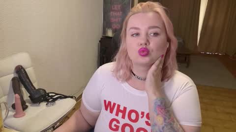 Mimi   online show from February 5, 2026, 11:04 am