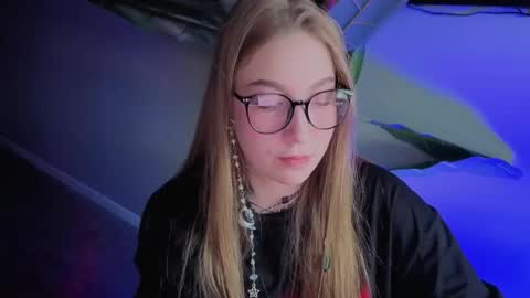 ShowmeYourfetish online show from May 27, 2026, 3:03 am