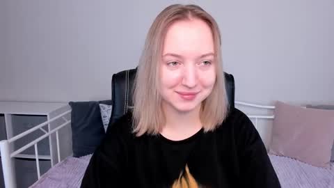 Anna online show from March 7, 2025, 6:46 am