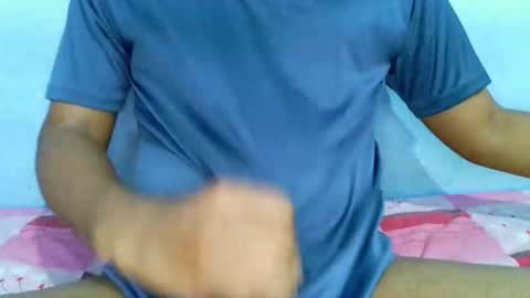 shyeyes online show from February 24, 2025, 2:15 pm