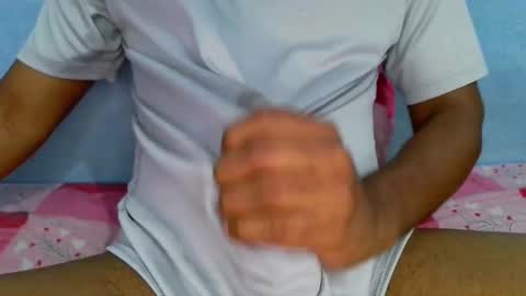 shyeyes online show from February 28, 2025, 3:04 am