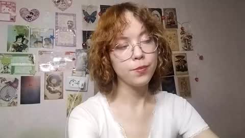 Milena online show from October 8, 2025, 5:21 pm