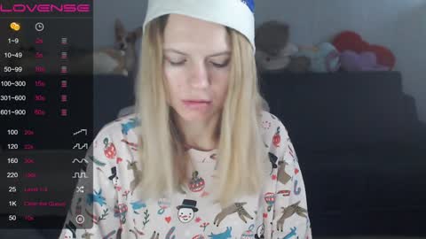 Snapshot of shy_moony chatting on January 2, 2025, 1:40 pm just Alex online show from January 2, 2025, 1:40 pm