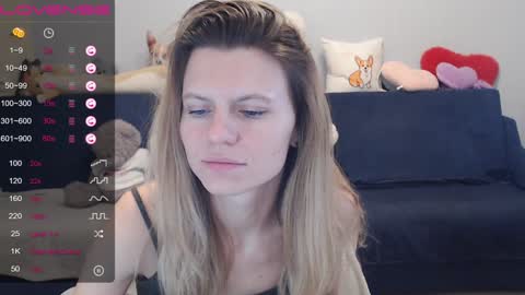 Snapshot of shy_moony chatting on January 30, 2025, 8:42 pm just Alex online show from January 30, 2025, 8:42 pm